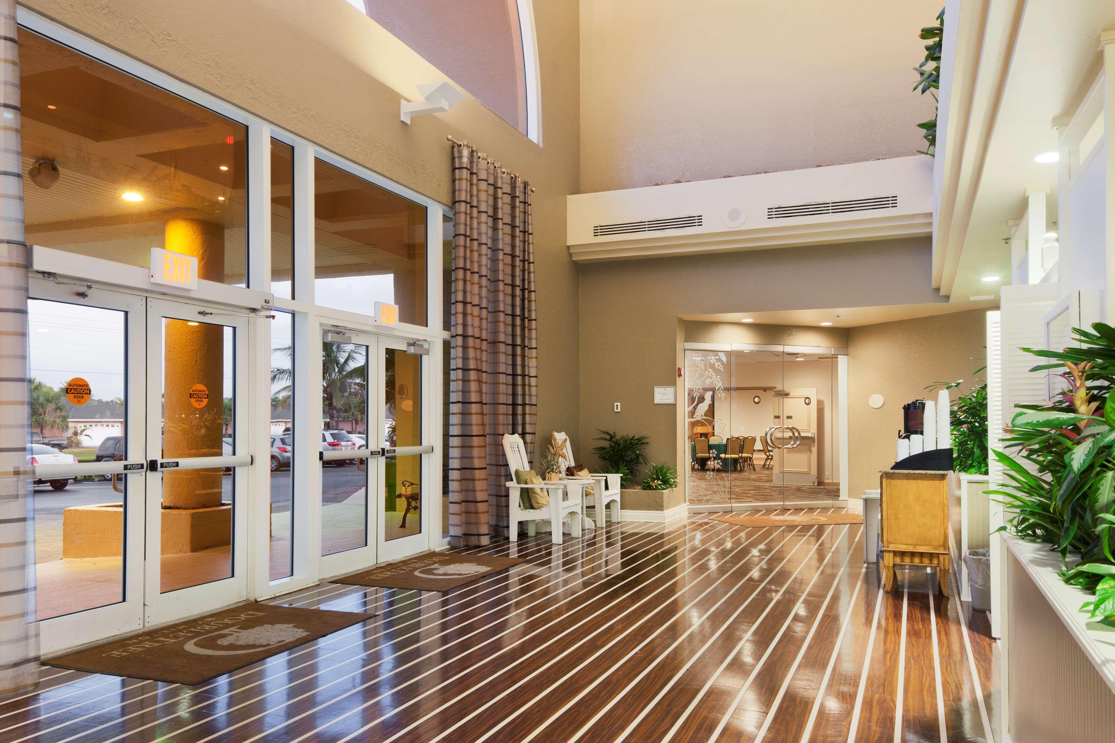 ดับเบิลทรี สวีตส์ บาย ฮิลตัน เมลเบิร์น บีช โอเชียนฟรอนต์ Hotel ภายนอก รูปภาพ