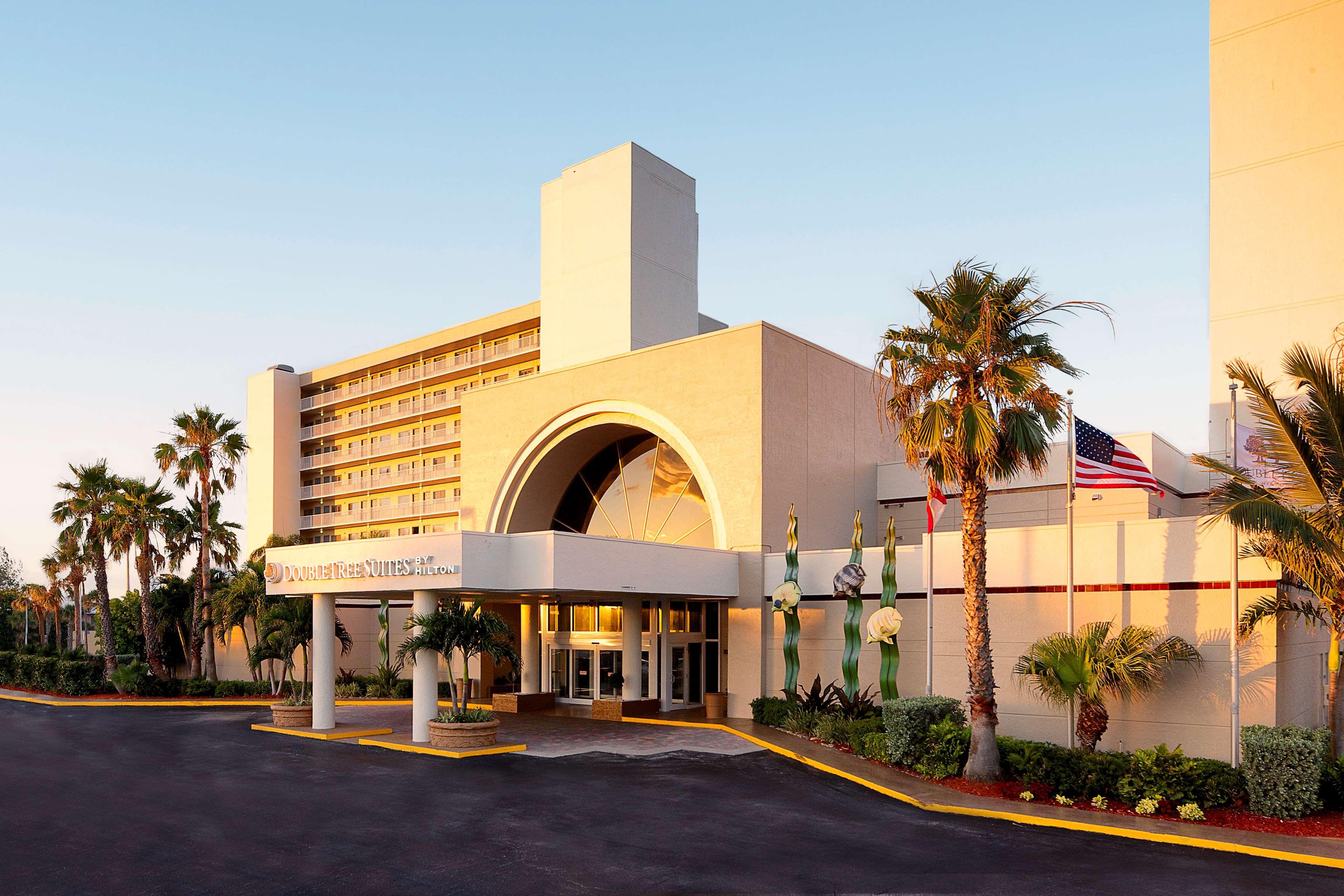 ดับเบิลทรี สวีตส์ บาย ฮิลตัน เมลเบิร์น บีช โอเชียนฟรอนต์ Hotel ภายนอก รูปภาพ